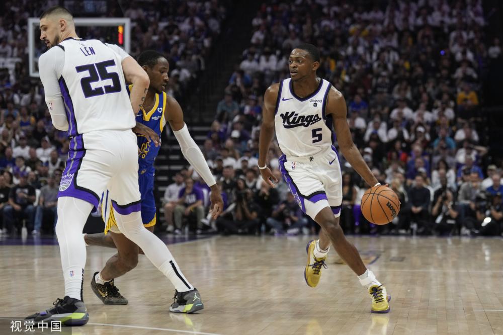 涯中扮演了 涯中扮演了